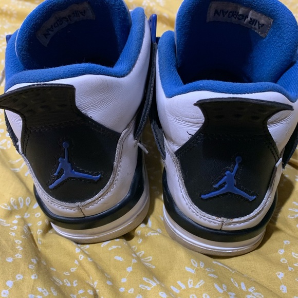 Air jordan 4 Motorsport kids size 4.5y used - Picture 2 of 4